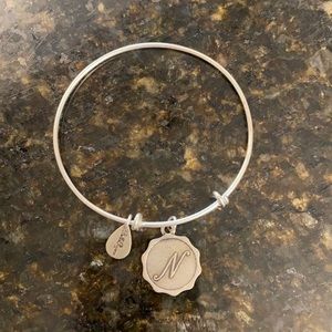 N bracelet
